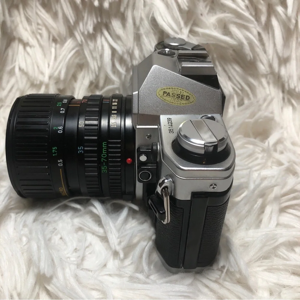 Canon AE-1 Program SLR 35mm Film Camera Body 50mm f1.4 Lens Tripod Vivitar JAPAN